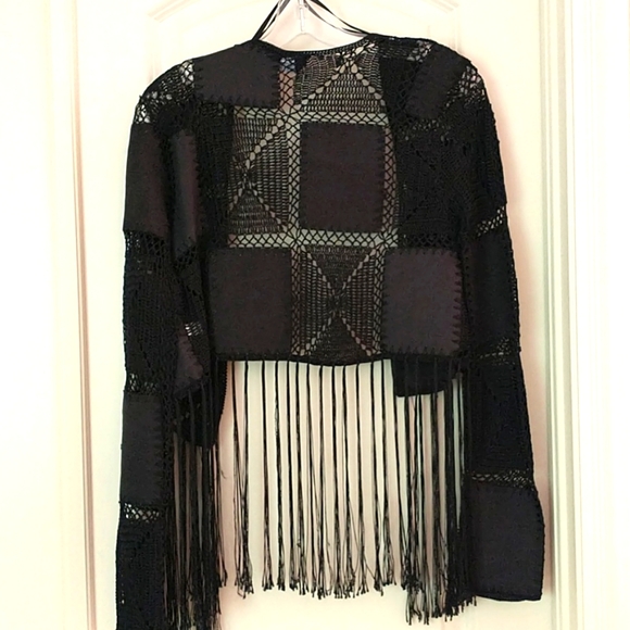 bebe cropped crochet cardi- jacket - Picture 2 of 5